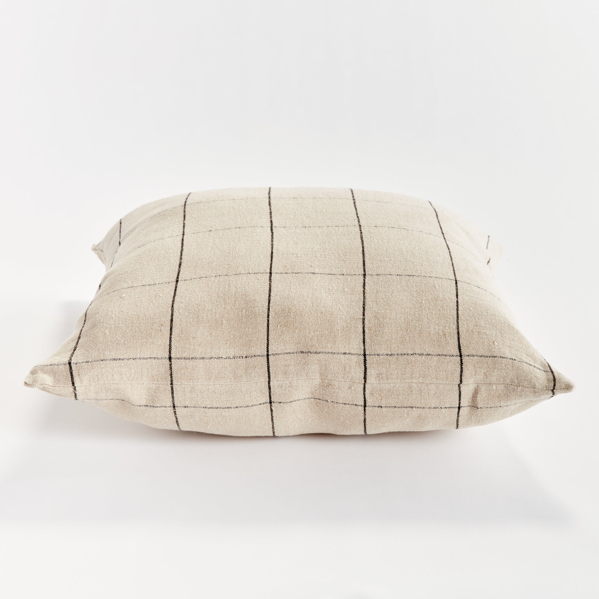 Louis Pillow 24”