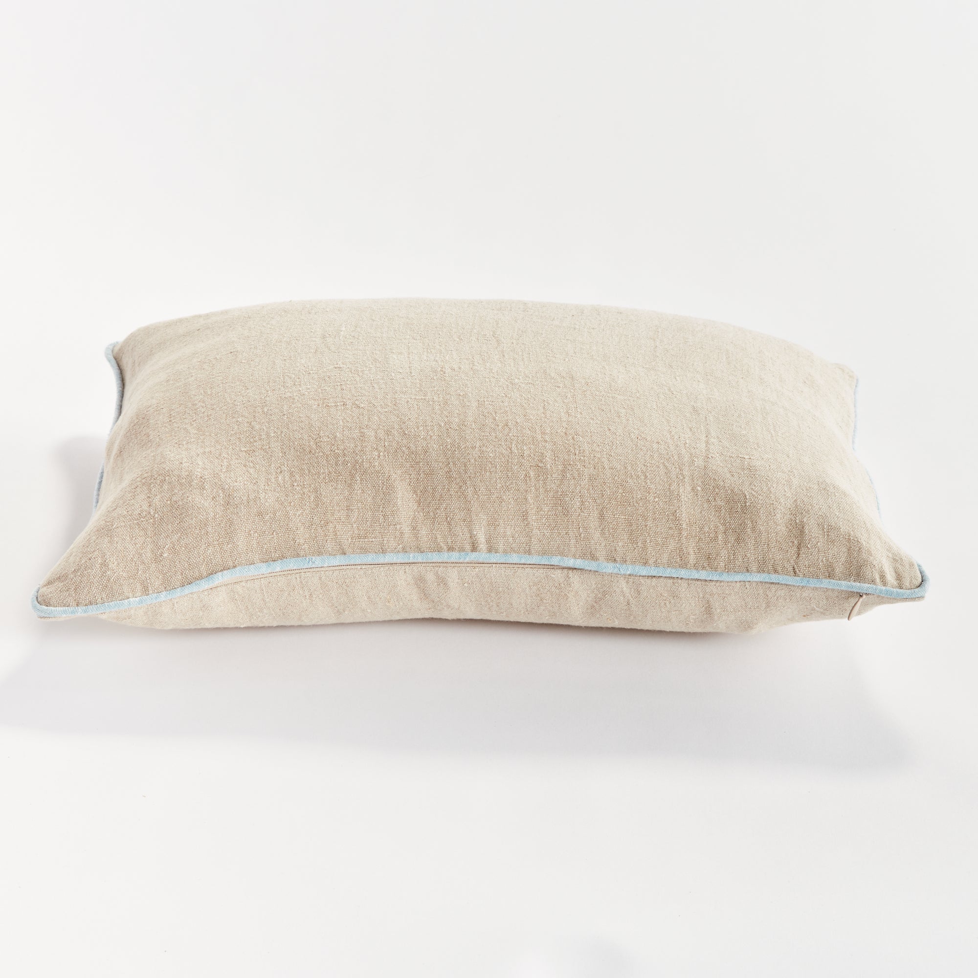 Elias Lumbar Pillow